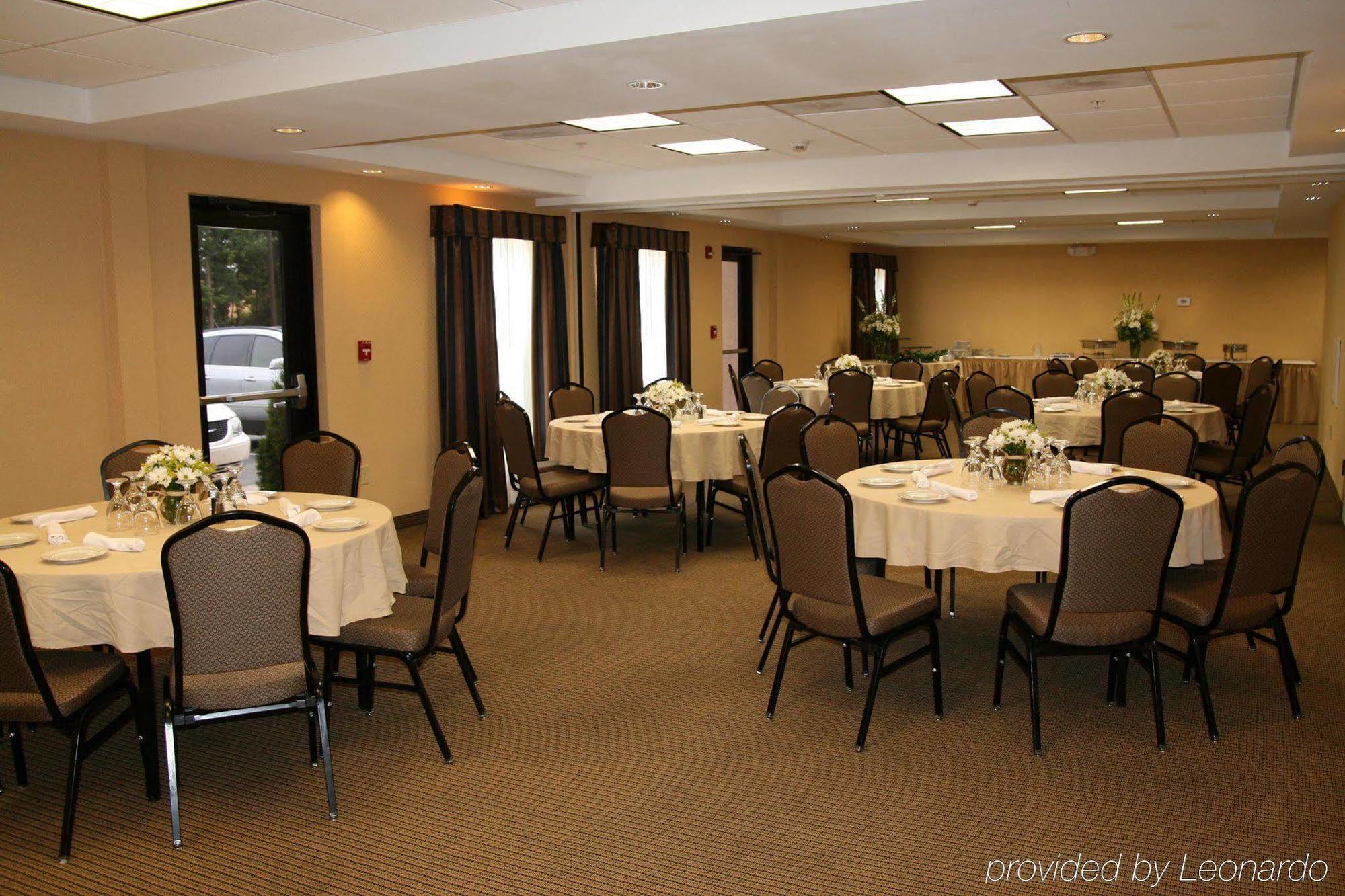 Hampton Inn Charlotte Monroe Restaurant foto